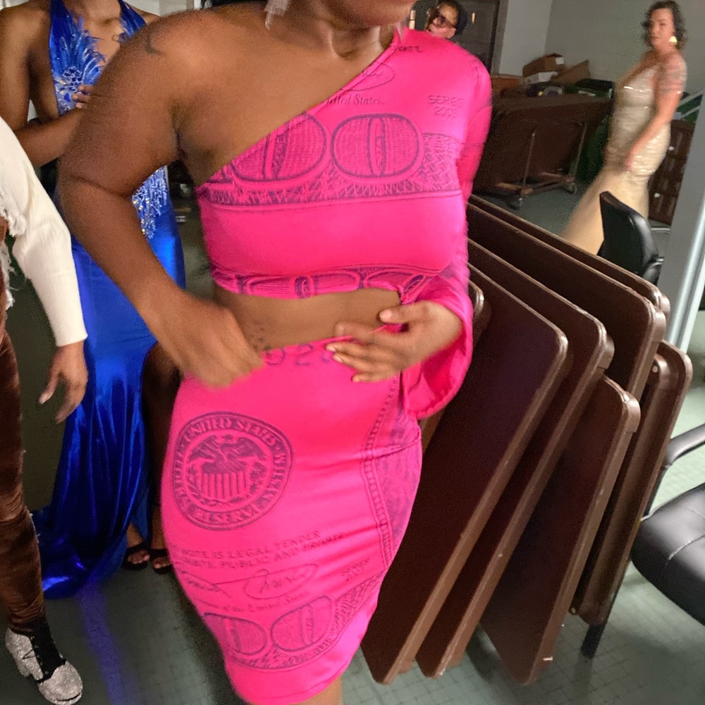 Money Dress - Picture 3 of 5